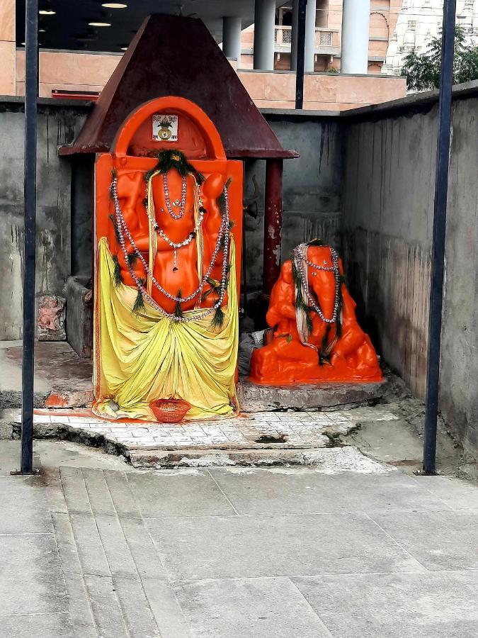 Anand Kanan Varanasi Esterno foto